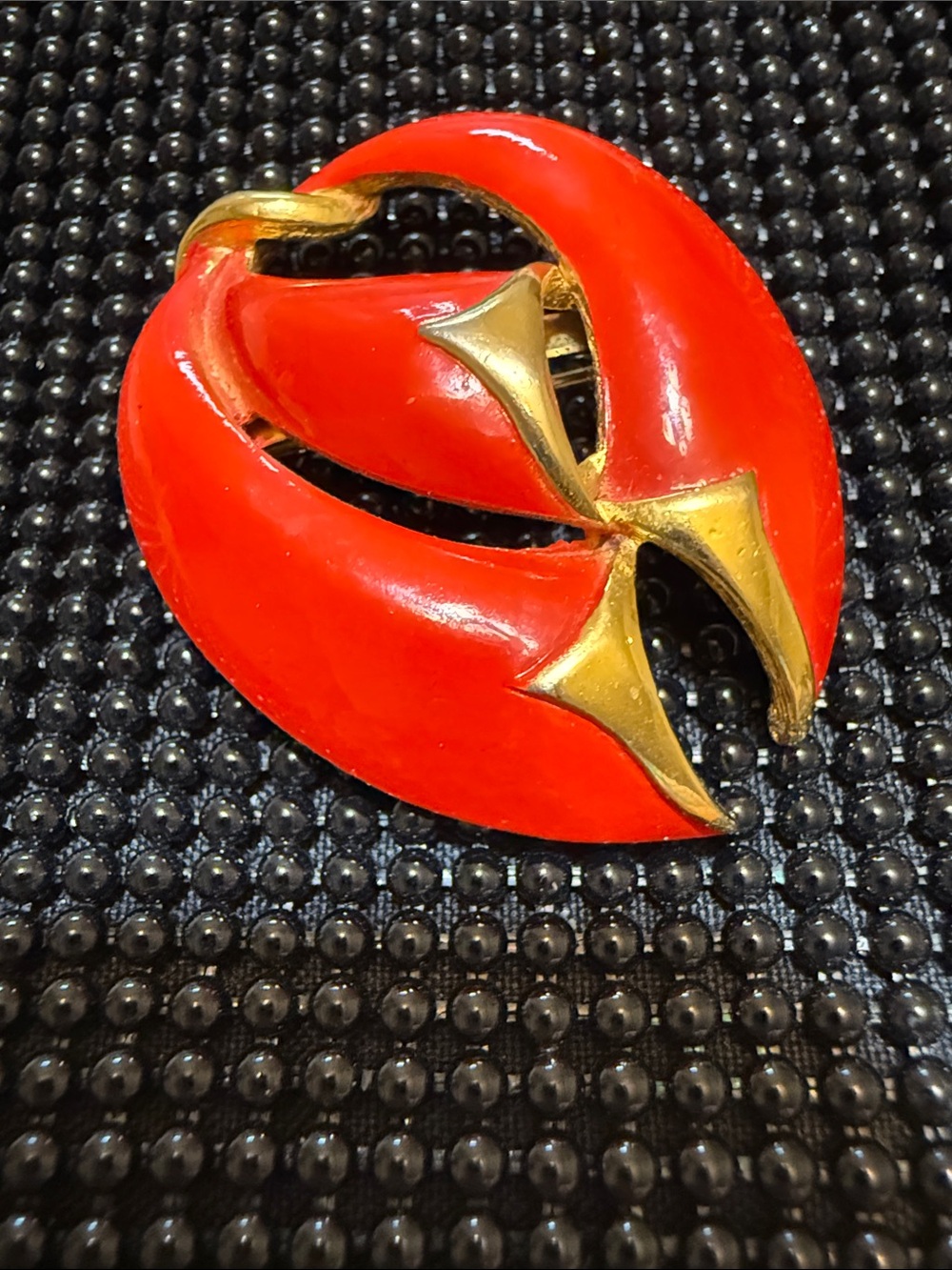 Vintage 70s Red and Gold Enamel Women’s Brooch - Fashion Jewelry